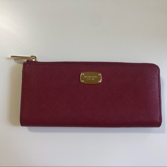 Michael Kors Handbags - Michael Kors Three Quarter Zip Wallet
